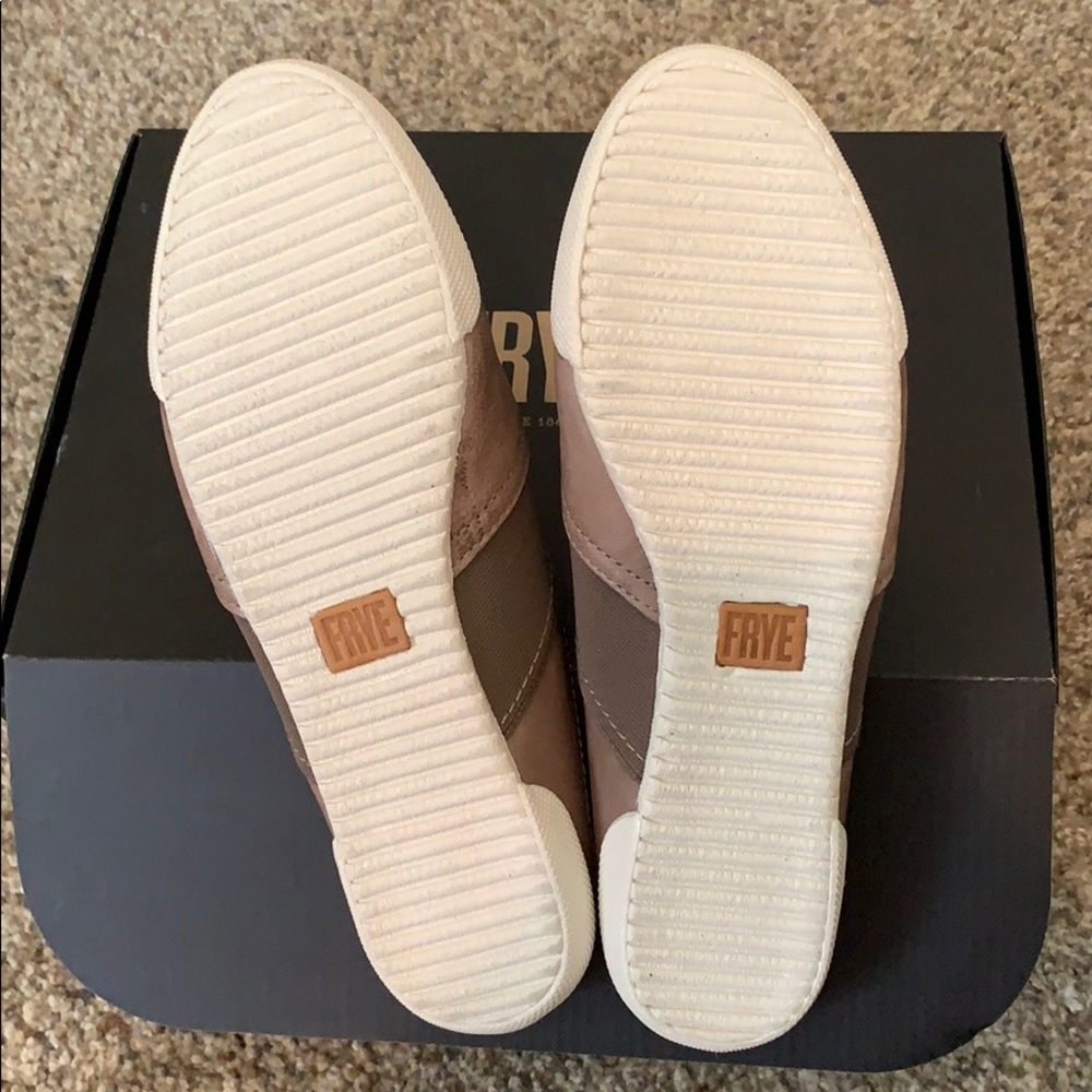 NEW Frye Melanie Gore Mule - Picture 5 of 6